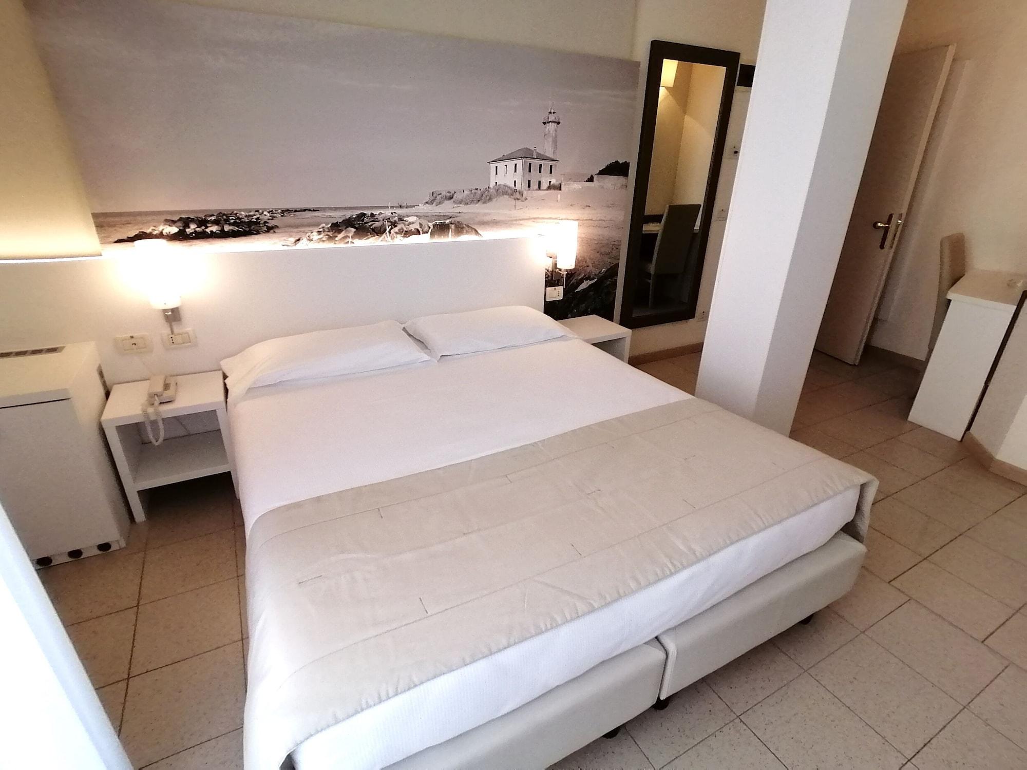 Palace Hotel Regina Bibione Esterno foto