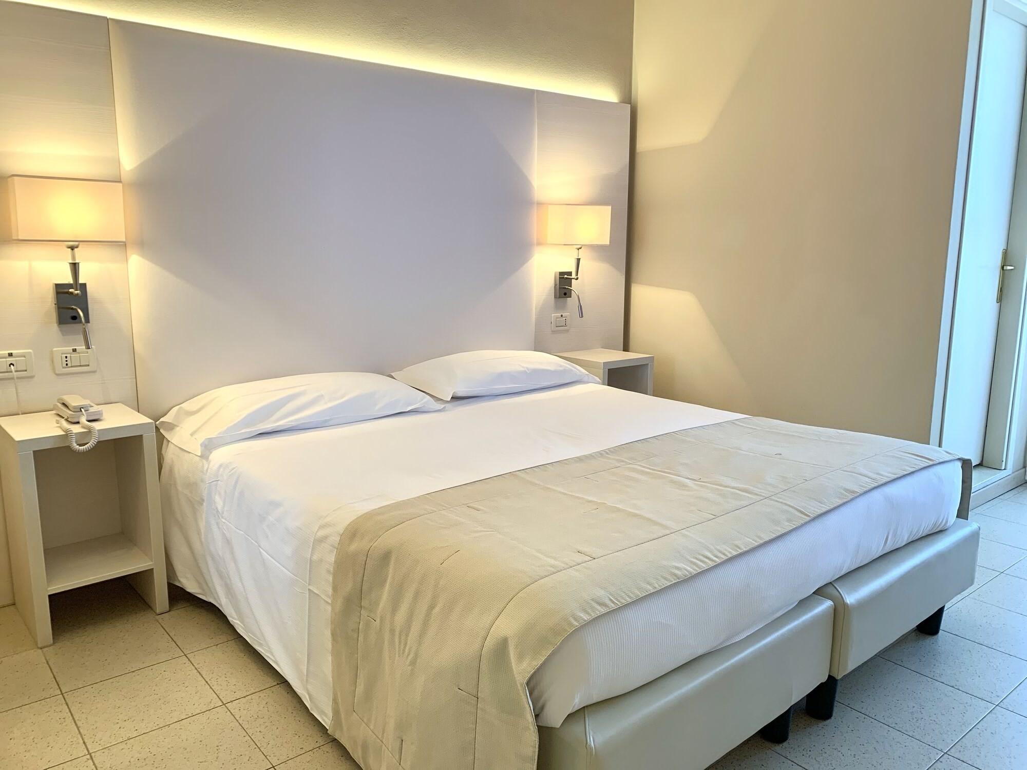 Palace Hotel Regina Bibione Esterno foto